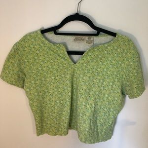Floral cropped shirt